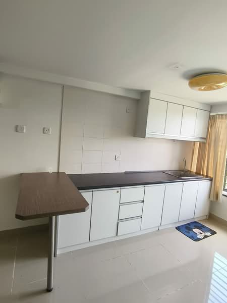 Servis Apartment untuk Dijual di Subang Soho (One Soho) - Chan . - Kitchen - PropertyGuru.com.my