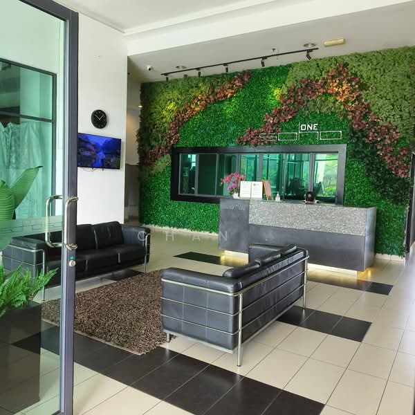 Servis Apartment untuk Dijual di Subang Soho (One Soho) - Chan . - Lobby - PropertyGuru.com.my
