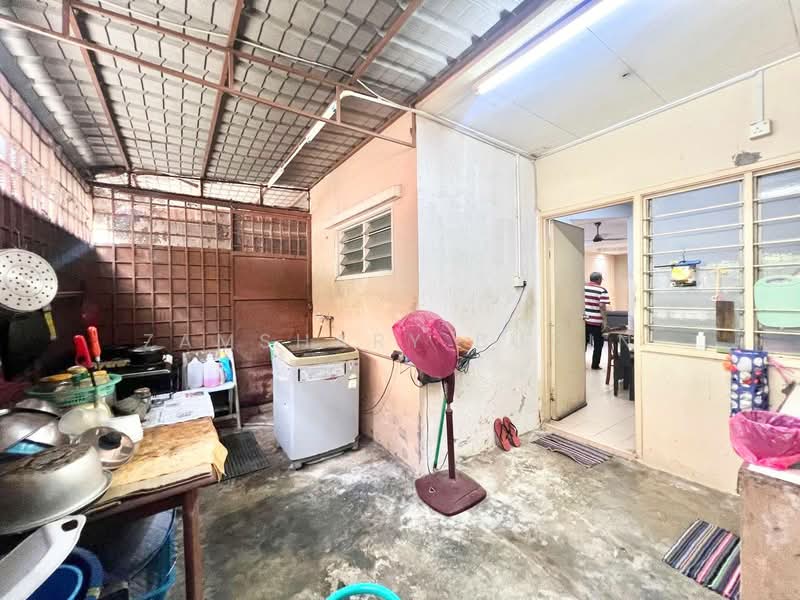 Rumah Teres 2 Tingkat untuk Dijual di Taman Pelangi Semenyih (Semenyih) - Zamshary Budin - Interior - PropertyGuru.com.my