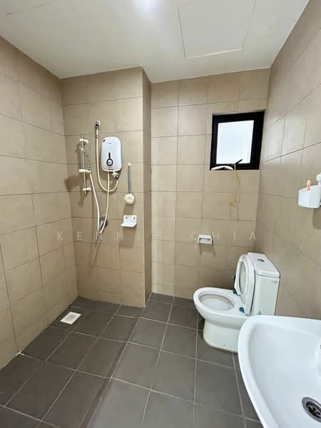 Servis Apartment untuk Disewa di Greenfield Regency - Kennly Chia - Bathroom - PropertyGuru.com.my