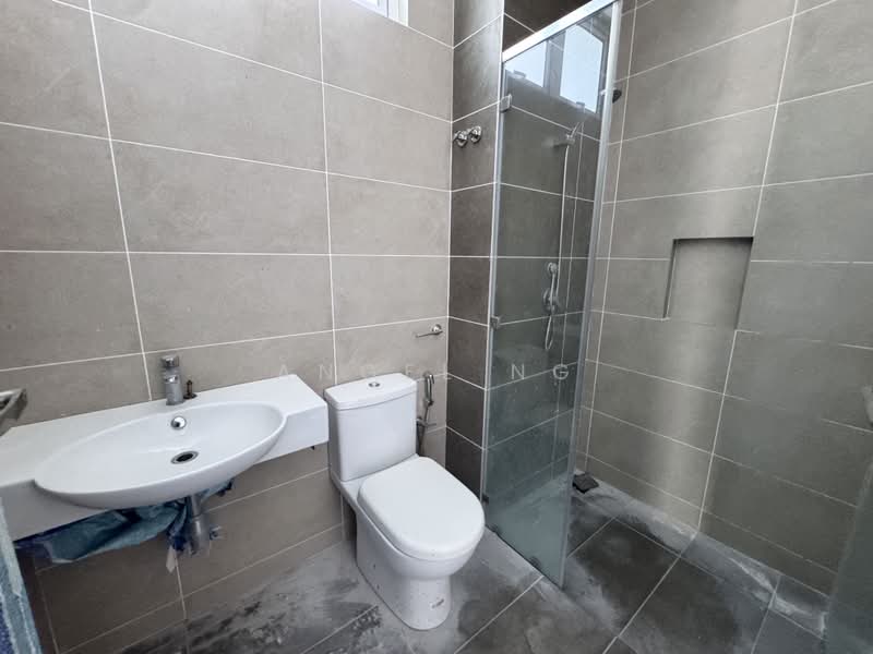 Semi-Detached House for Sale in Ampang (Ampang) - Angel Ng - Bathroom - PropertyGuru.com.my