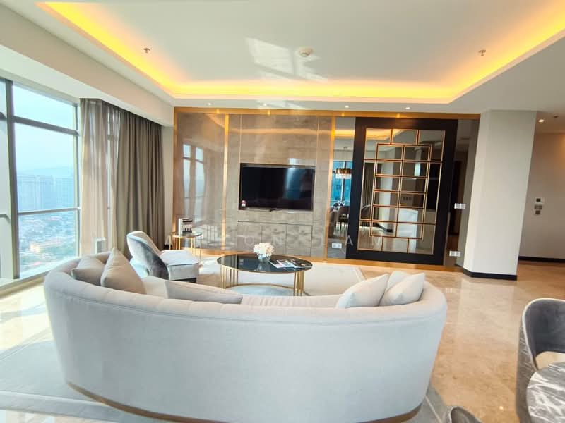 Servis Apartment untuk Disewa di The Ritz-Carlton Residences - Aaron Lam - Living Room - PropertyGuru.com.my