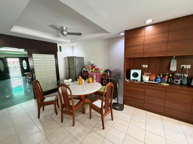 Terraced House for Sale in Rawang Perdana 2 (Rawang) - Raymerc Lim - Dining Room - PropertyGuru.com.my