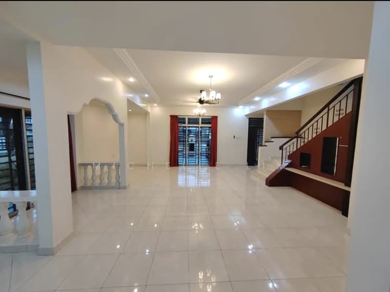 Rumah Teres 2 Tingkat untuk Dijual di Taman Austin Perdana (Tebrau) - Michelle Lim - Living Room - PropertyGuru.com.my