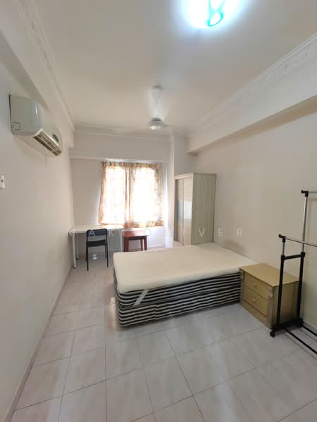 Condominium for Rent at Vista Komanwel B - Mak Oliver - Bedroom - PropertyGuru.com.my