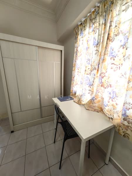 Condominium for Rent at Vista Komanwel B - Mak Oliver - Study - PropertyGuru.com.my