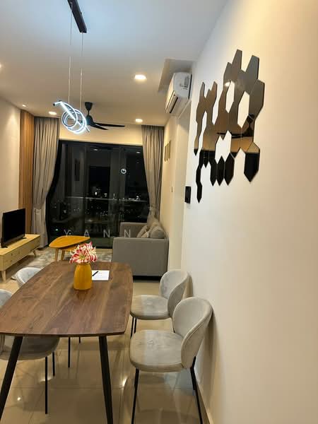 Kediaman Servis untuk Dijual di Lavile Kuala Lumpur - Yanny Siow - Living Room - PropertyGuru.com.my