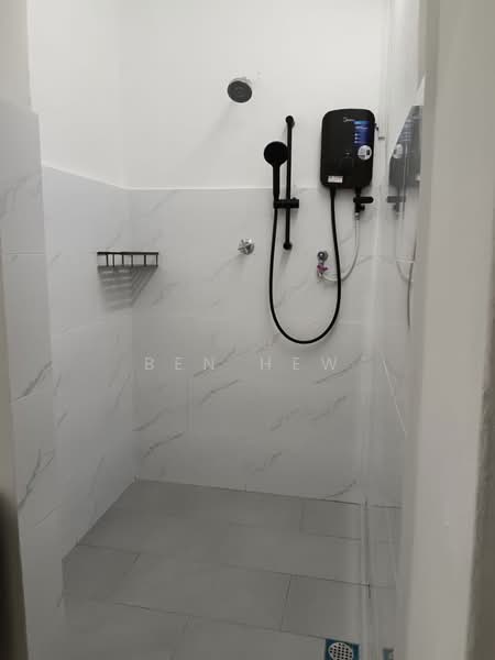 Rumah Teres 1 Tingkat untuk Disewa di Taman Sri Rambai (Bukit Mertajam) - Ben Hew - Bathroom - PropertyGuru.com.my