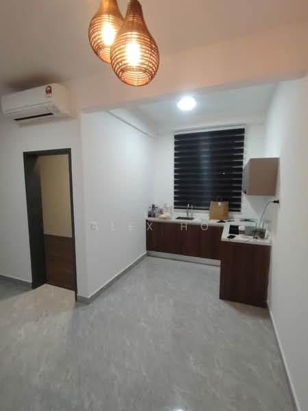 Service Residence for Rent at Altris Residences @ The Quartz WM - Alex Ho - Kitchen - PropertyGuru.com.my