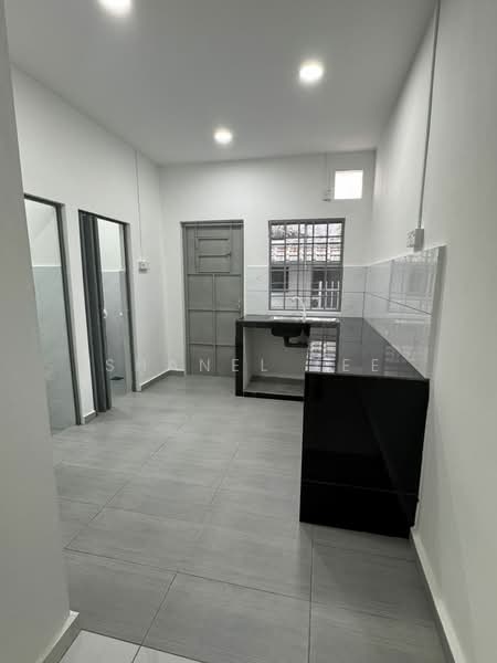Rumah Teres 2 Tingkat untuk Dijual di Kluang (Johor) - Shanel Tee - Kitchen - PropertyGuru.com.my