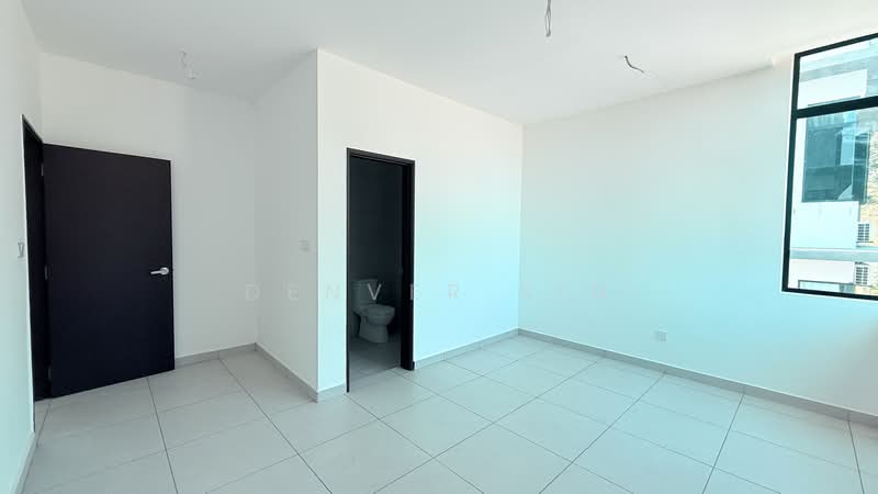 Rumah Berkembar untuk Dijual di Batu 9 (Cheras) - Denver Sin - Bathroom - PropertyGuru.com.my