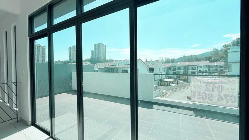 Rumah Berkembar untuk Dijual di Batu 9 (Cheras) - Denver Sin - Balcony - PropertyGuru.com.my