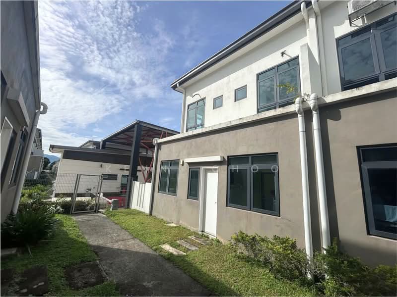 Rumah Teres 2 Tingkat untuk Dijual di Semenyih (Selangor) - Kenny Choo - Exterior - PropertyGuru.com.my