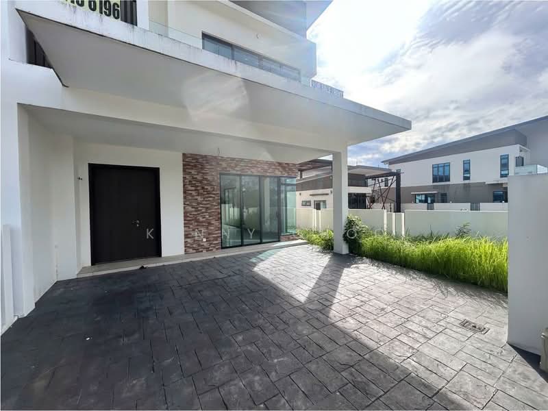 Rumah Teres 2 Tingkat untuk Dijual di Semenyih (Selangor) - Kenny Choo - Exterior - PropertyGuru.com.my