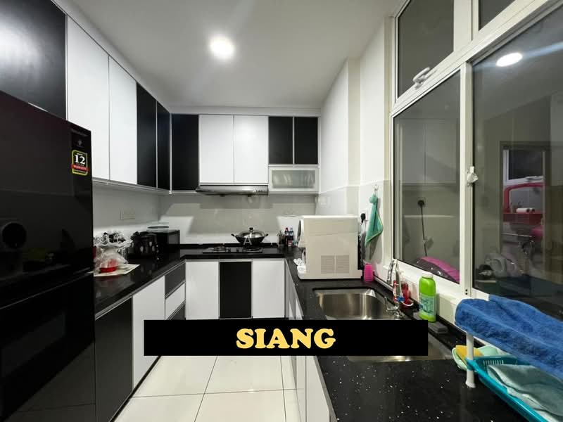 Kondominium untuk Dijual di Sierra East - Siang . - Kitchen - PropertyGuru.com.my