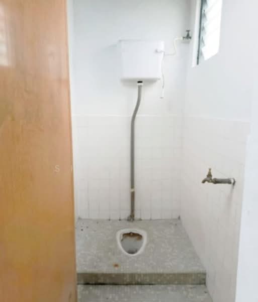 Terraced House for Sale in Kluang (Johor) - Shanel Tee - Bathroom - PropertyGuru.com.my
