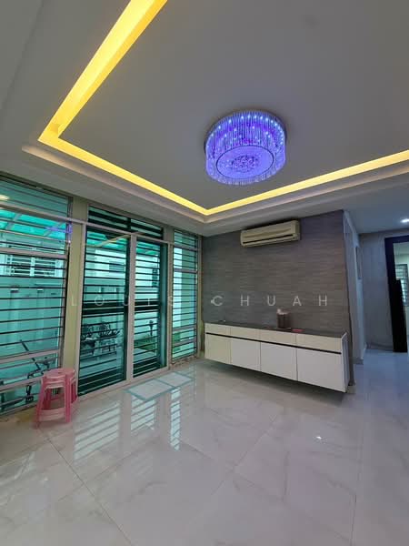 Rumah Teres 2 Tingkat untuk Dijual di Kampung Perlis (Bayan Lepas) - Louis Chuah - Living Room - PropertyGuru.com.my