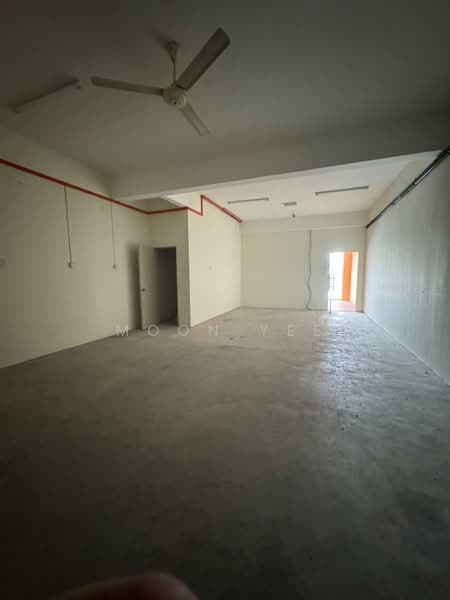 Shop for Rent in Cheras (Selangor) - Moon Yee - Interior - PropertyGuru.com.my