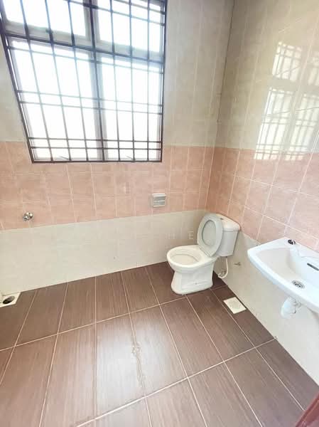 Terraced House for Sale in Bandar Botanic (Klang) - TY Chew - Bathroom - PropertyGuru.com.my