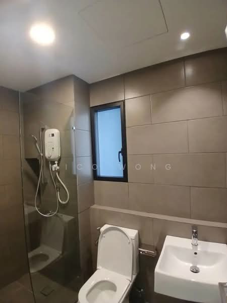 Servis Apartment untuk Disewa di Maya Ara Residences - Mico Wong - Bathroom - PropertyGuru.com.my