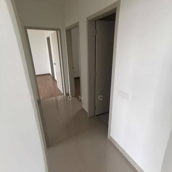 Service Residence for Rent at Residensi Ava @ Kiara Bay - Yi Jun Cham - Corridor - PropertyGuru.com.my