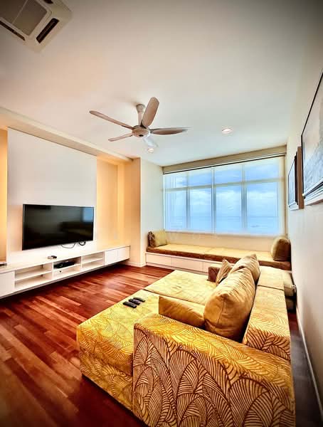 Kondominium untuk Dijual di Mayfair Condominium - KK Kwok - Living Room - PropertyGuru.com.my