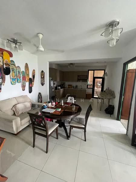 Kondominium untuk Dijual di USJ One Avenue Condo - Evan Chan - Living Room - PropertyGuru.com.my