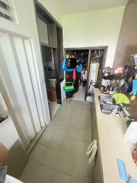 Kondominium untuk Dijual di USJ One Avenue Condo - Evan Chan - Kitchen - PropertyGuru.com.my