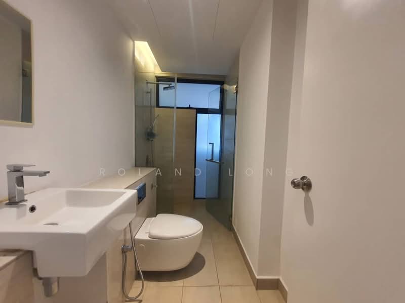 Servis Apartment untuk Disewa di Lumi Tropicana Serviced Residence - Roland Long - Bathroom - PropertyGuru.com.my