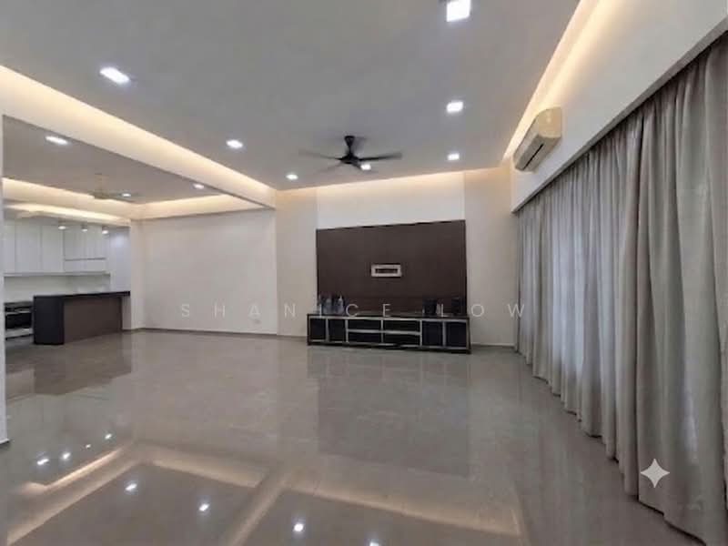 Rumah Teres 2 Tingkat untuk Disewa di Bandar Puteri Puchong (Puchong) - Shanice Low - Living Room - PropertyGuru.com.my