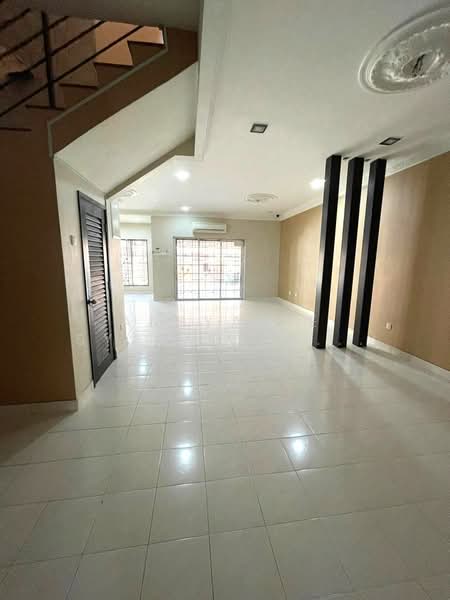 Rumah Teres 2 Tingkat untuk Dijual di Denai Alam (Shah Alam) - Absyarie Syafiq Shahrin - Living Room - PropertyGuru.com.my