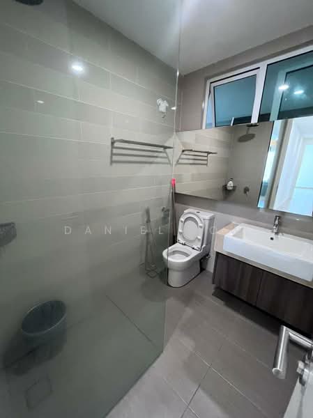 Condominium for Sale at Le Yuan Residence - Daniel Low - Bathroom - PropertyGuru.com.my