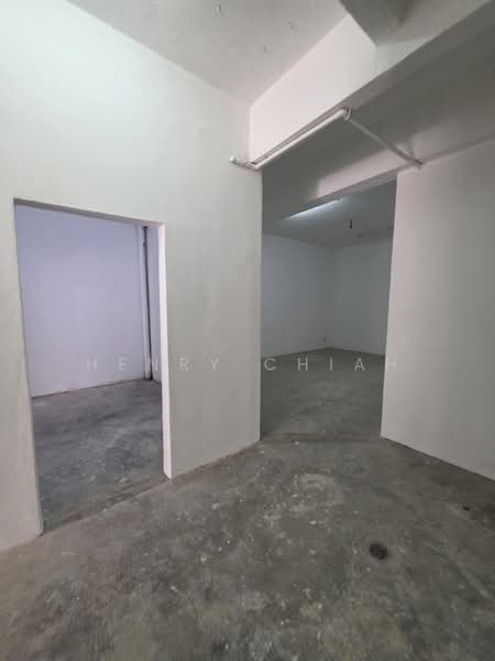 Shop / Office for Rent in Taman Desa (Kuala Lumpur) - Henry Chiah - Interior - PropertyGuru.com.my