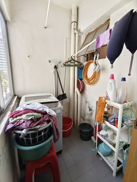Kondominium untuk Dijual di Bella Vista - Azli Ibrahim - Balcony - PropertyGuru.com.my