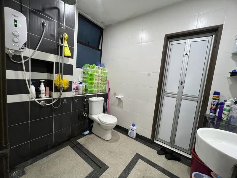 Pangsapuri untuk Dijual di Seri Austin Residence (Pangsapuri Seri Austin) - Hayden Chong - PropertyGuru.com.my