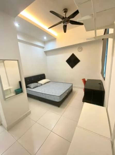 Kondominium untuk Disewa di Elit Heights @ Bayan City - Andy Lee - Bedroom - PropertyGuru.com.my