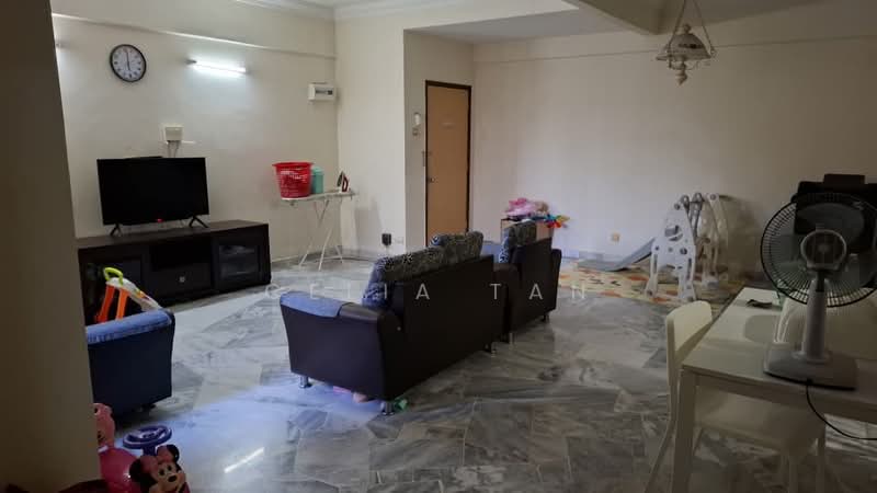 Apartment for Sale at Subang Perdana Goodyear Court 8 - Celia Tan - Living Room - PropertyGuru.com.my