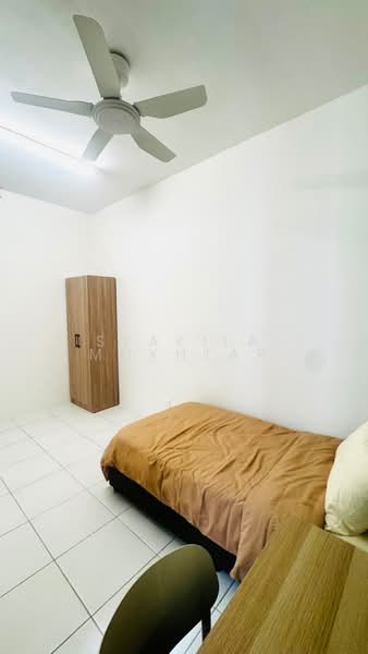 Condominium for Rent at Residensi Sateria - Syakila Mokhtar - Bedroom - PropertyGuru.com.my
