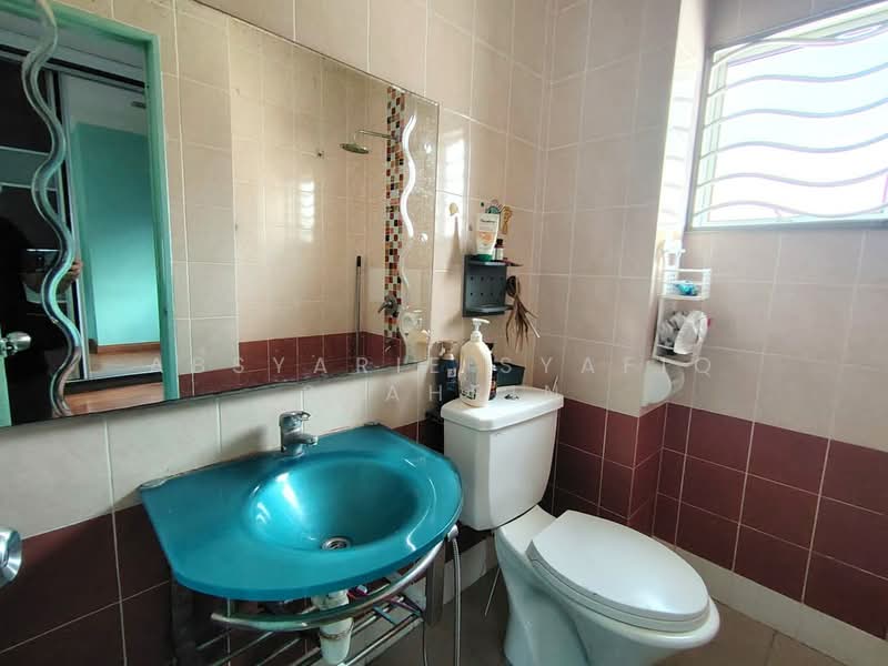 2-storey Terraced House for Sale in Denai Alam (Shah Alam) - Absyarie Syafiq Shahrin - Bathroom - PropertyGuru.com.my