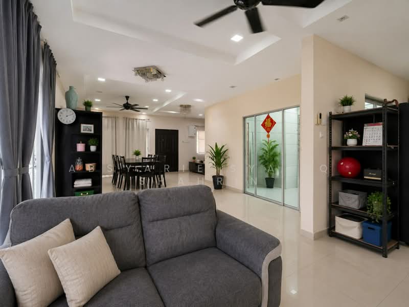 2-storey Terraced House for Sale in Denai Alam (Shah Alam) - Absyarie Syafiq Shahrin - Living Room - PropertyGuru.com.my