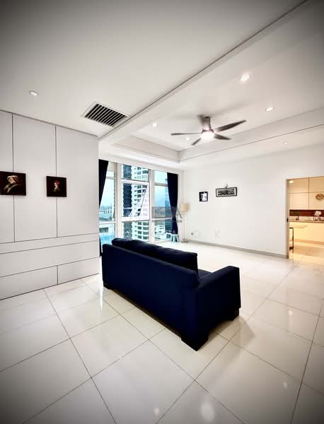 Kondominium untuk Dijual di Mayfair Condominium - KK Kwok - Living Room - PropertyGuru.com.my