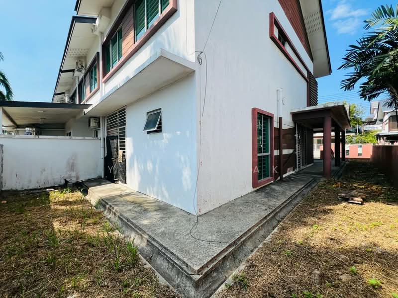 2-storey Terraced House for Sale in Taman Bukit Sepangar (Kota Kinabalu) - Yvonne Sak - Exterior - PropertyGuru.com.my