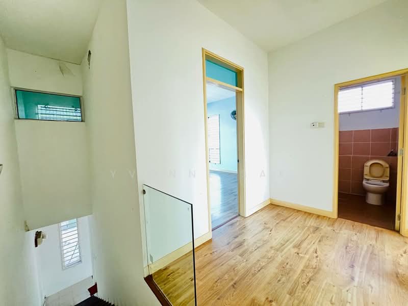2-storey Terraced House for Sale in Taman Bukit Sepangar (Kota Kinabalu) - Yvonne Sak - Interior - PropertyGuru.com.my