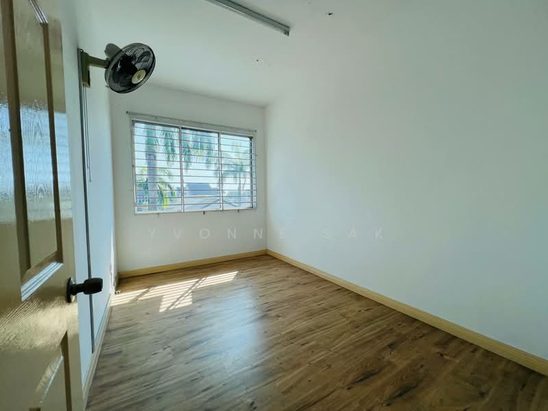 2-storey Terraced House for Sale in Taman Bukit Sepangar (Kota Kinabalu) - Yvonne Sak - Interior - PropertyGuru.com.my