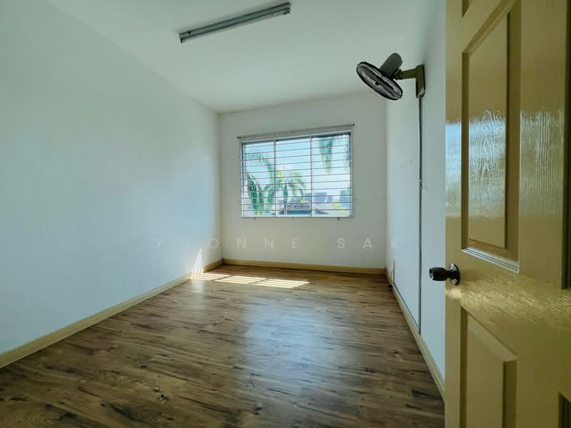 2-storey Terraced House for Sale in Taman Bukit Sepangar (Kota Kinabalu) - Yvonne Sak - Interior - PropertyGuru.com.my