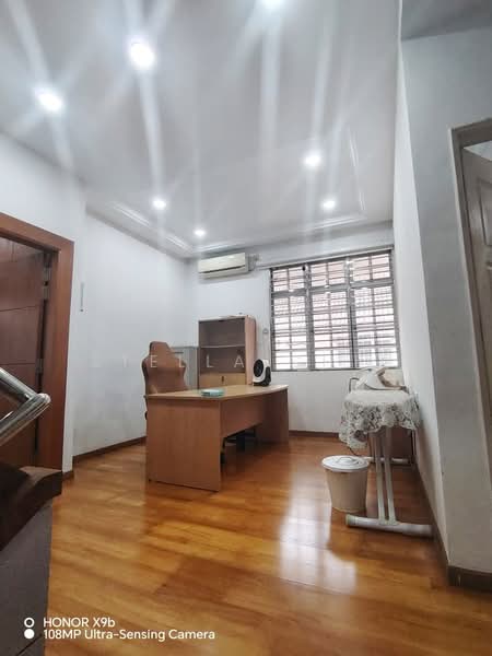 Semi-Detached House for Rent in Iskandar Puteri (Nusajaya) (Johor) - Stella Chia - Study - PropertyGuru.com.my