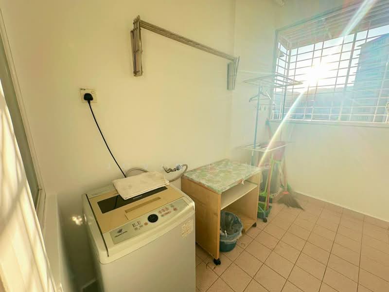 Kondominium untuk Disewa di Bayswater Resort Condominium - Jovin Pang - PropertyGuru.com.my