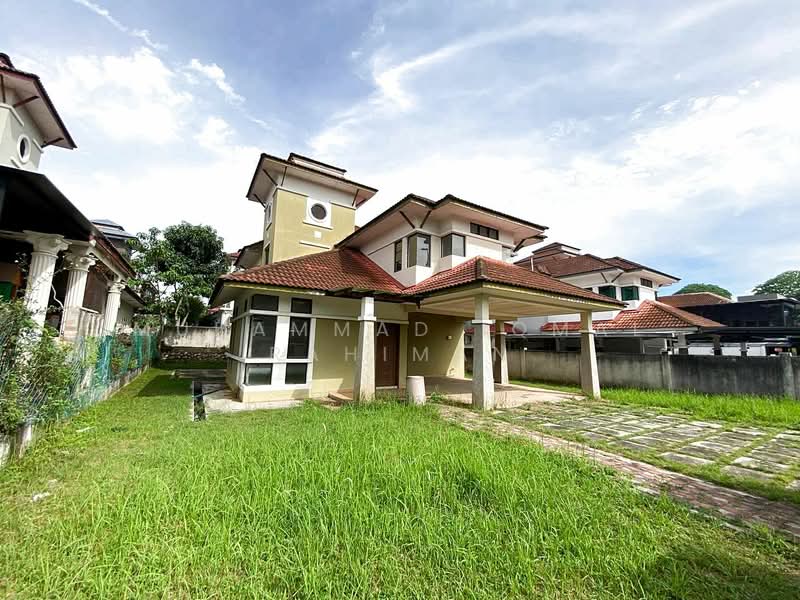 Bungalow for Sale in Taman Astana Indah (Bangi) - Muhammad Iqmal Rahiman - Exterior - PropertyGuru.com.my