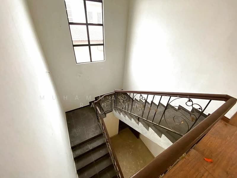 Bungalow for Sale in Taman Astana Indah (Bangi) - Muhammad Iqmal Rahiman - Interior - PropertyGuru.com.my
