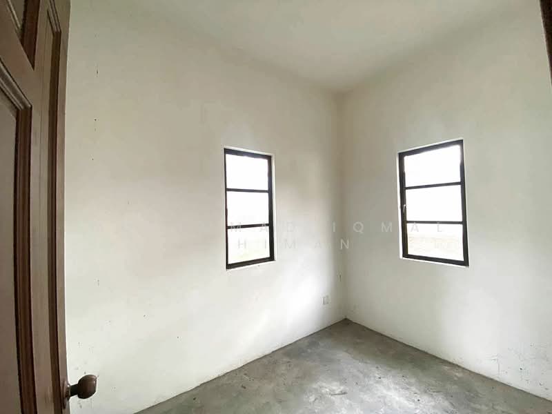 Bungalow for Sale in Taman Astana Indah (Bangi) - Muhammad Iqmal Rahiman - Interior - PropertyGuru.com.my